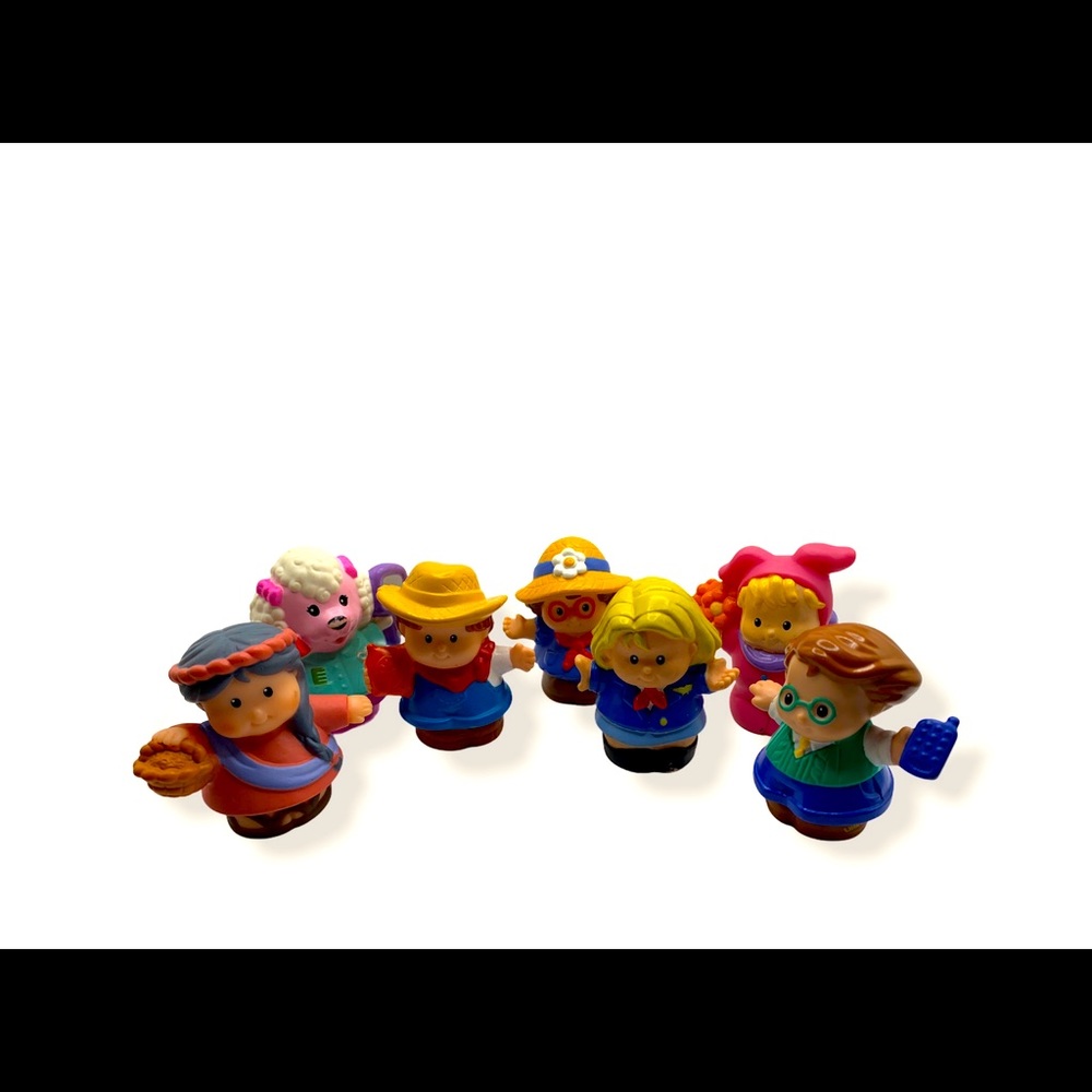 Set of 7 fisher price little people characters